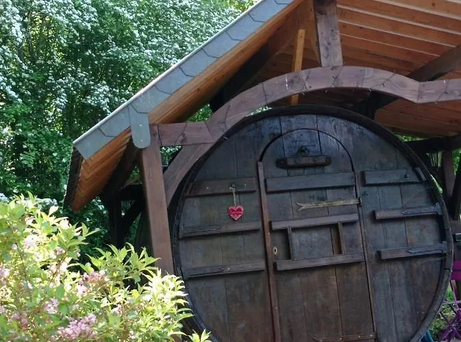 Les Tonneaux De Bed & Breakfast